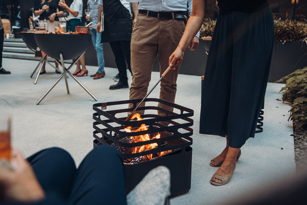 Schürhaken mit Flammenbläser