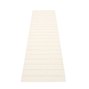 Carl Vanilla/ White