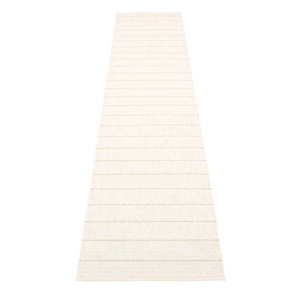 Carl Vanilla/ White