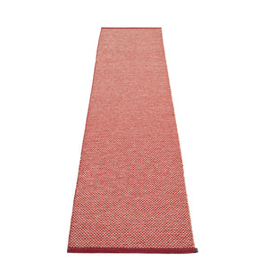 Effi Dark Red