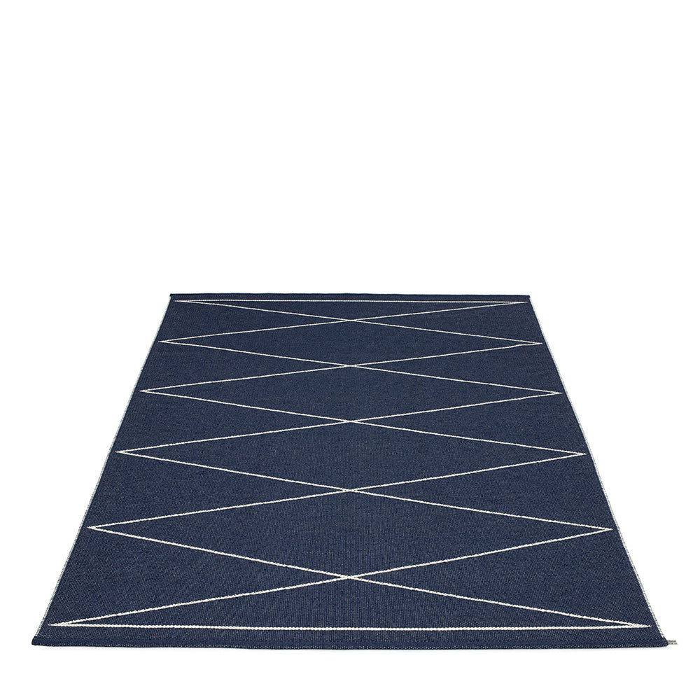 Max Darkblue/ V