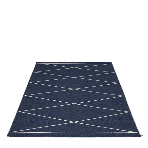 Max Darkblue/ V