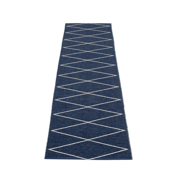 Max Darkblue/ V