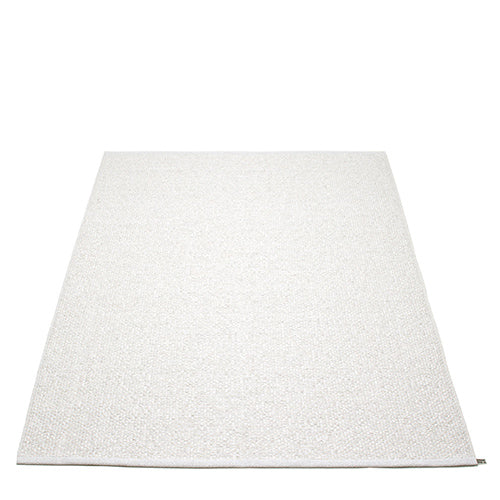 Svea White metallic/ White