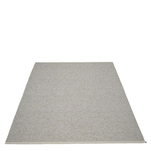 Svea Warm Grey/ Granit met.